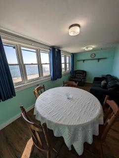 Intimate Seaside Stay with Sunset Views in North Truro, Massachusetts - 8