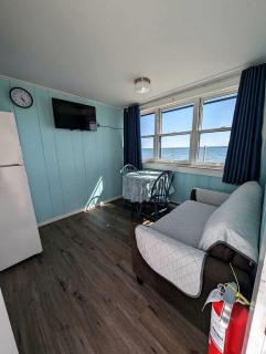Beachfront Living With Direct Access To The Shoreline in North Truro, Massachusetts - 6