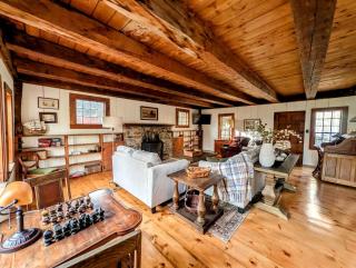 Elegant Luxury Cottage with Fire Pit Near Carrying Place Beach in Surry, Maine - 8
