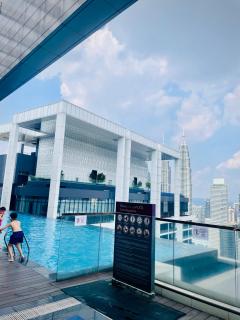 The Platinum by Rooftop Sky pool - 8