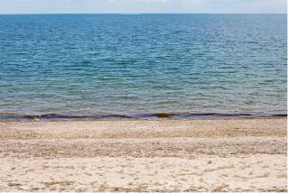 Bright Seaside Cottage with Panoramic Views in North Truro, Massachusetts - 4