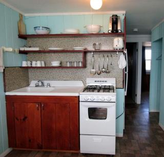 Beachfront Cottages with Private Access & Ocean Views in North Truro, Massachusetts - 4