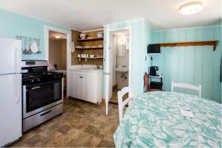 Beachfront Escape with Breezy Views in North Truro, Massachusetts - 4