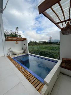 The Ridge Villas by Royal Cabin Dieng - 0