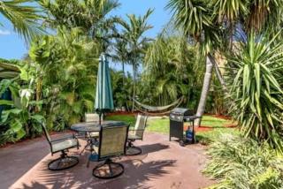 Charming Beachside Stay with Private Courtyard & Hammock Near Beach & Shops in West Palm Beach, Florida - 3