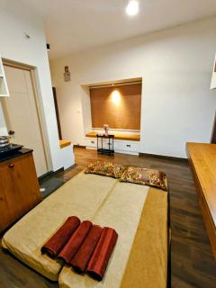 Baywoods Flat - 8