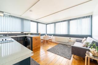 Bright 3BR Battersea Flat, 9 min to Clapham Junction - 9
