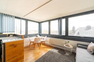 Bright 3BR Battersea Flat, 9 min to Clapham Junction - 3
