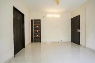 FabHotel Vardhan House II - 7