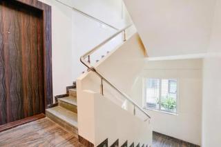 FabHotel Vardhan House II - 1