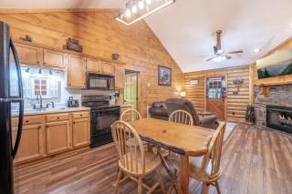 ER37 - Hi-Bear-Nate Great Location,,Close to town cabin - 9