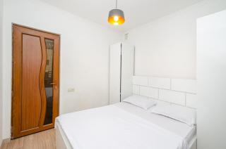 21Great apartment near Republic Square with a balcony - 8