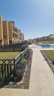 Golf Heights - Amazing Brand new Studio Apartment - 4