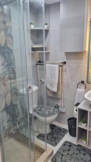 Golf Heights - Amazing Brand new Studio Apartment - 1