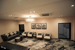 Hotel The Avoir Asansol - 1
