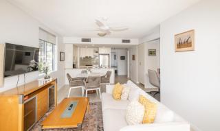 Drift North Beachfront Apartments - Private Apartments - 5