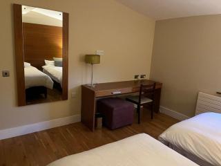 Luxury 2 Bed Lodge beside Castlemartyr Resort - 2