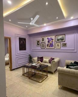 Islamabad Luxury 2BR Apartment Comfort & Style, ac, Netflix! - 6