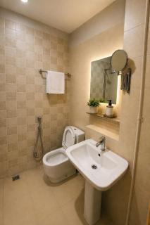 Islamabad Luxury 2BR Apartment Comfort & Style, ac, Netflix! - 2
