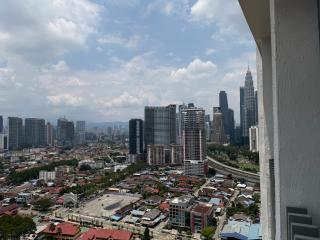 The colony by infinitum KLCC SKY POOL BY STS ROYAL Suites - 1