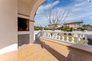 Cozy Family Beach House Miami Platja - BBQ - AC - Parking - 1
