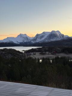 Efjord Panorama Lodge, Spectacular View and Jaccuzi - 1