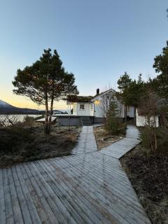 Efjord Panorama Lodge, Spectacular View and Jaccuzi - 3