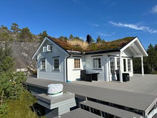 Efjord Panorama Lodge, Spectacular View and Jaccuzi - 5