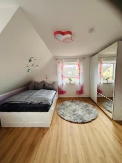 Vier Zimmer Apartment, Messe - 4