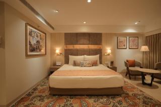 Grand Mercure Vadodara Surya Palace - 1