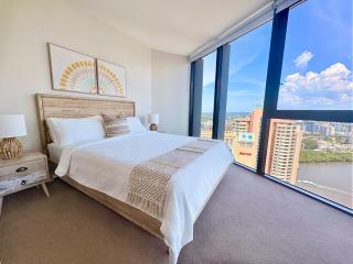 Luxury Riverside retreat - 5