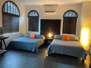 Vive Zen 2 Queen Beds - 8