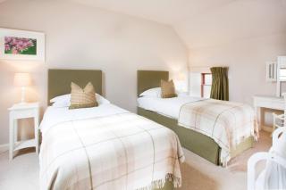 Ayrshire Cottage at The Dairy at Daviot - 3