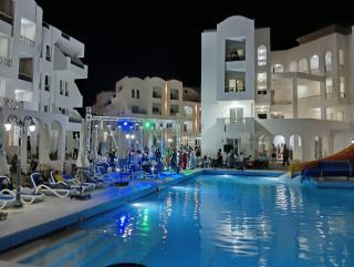 Santorini North Coast Resort is not for Egyptian singless - 3