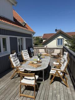 Sunny Kungshamn Flat with 3 Balconies - 6