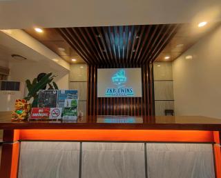 ZKB Twins Hotel - 4