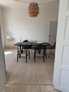 Elegant Hellerup Apt W Sea Views and Beach Access - 7