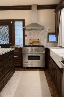 4 Bedroom Grand Heritage Home Downtown Vancouver - 6