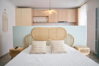 Studio Roxys Retreat in Nord10 by Alezzi - pool n playground - 9