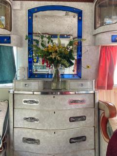 Custom Airstream at Valentia Island Escape - 4