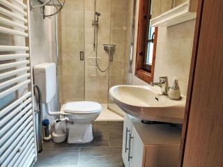 Chalet Geli by Interhome - 9