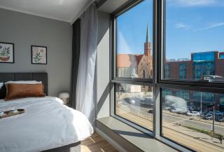 ProperUNIT Big City Lights Apartment with AC - 7