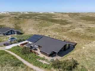 Holiday Home Aurore - 700m from the sea by Interhome - 5