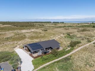 Holiday Home Aurore - 700m from the sea by Interhome - 1