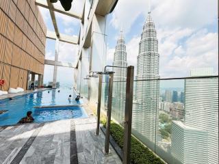 Aurora Tower At Tropicana The Residence KLCC - 2
