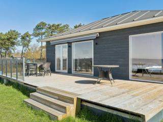 Holiday Home Eleni - 3m from the sea by Interhome - 4