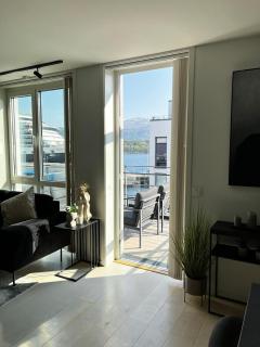 Central Apartment - Balcony - Seaview - Parking - 2