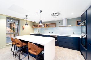 Central Belfast Studios For Two - 4