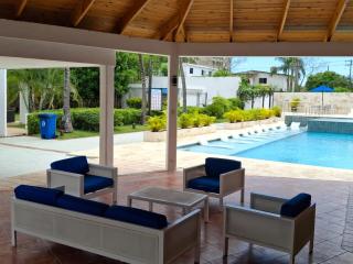 Apartamento con acceso a la playa justo atrás-Áreas Sociales Con Piscina,Jacuzzi BBQ,Gazebos,Salones - 0