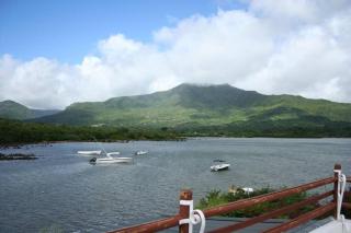 Stunning Seafront Retreat with Pool- 3 bedrooms - 5